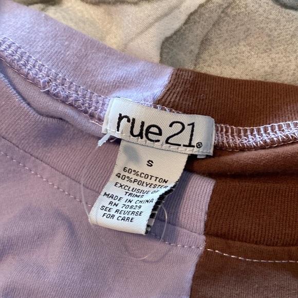 Must bundle Girls shirt size small - Picture 2 of 2